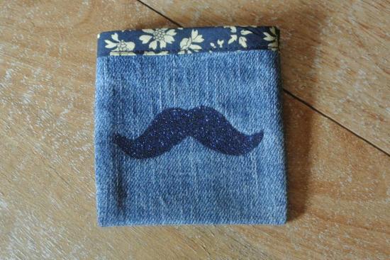 Etui Jeans Capel marine  moustache bleue