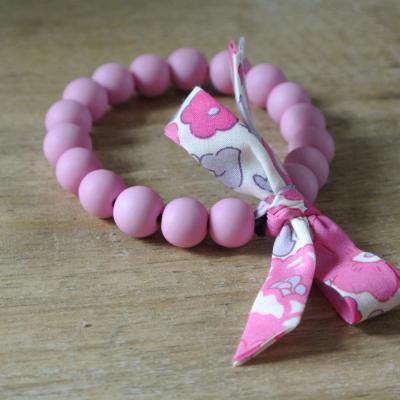 Bracelet perles rose pastel et Liberty Betsy