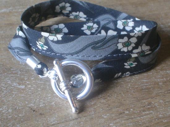 Liberty Charlton Charm gris et noir.jpg